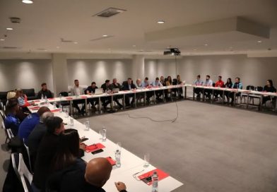 Radni sastanak posvećen strategiji razvoja ženskog nogometa Radni sastanak posvećen strategiji razvoja ženskog nogometa